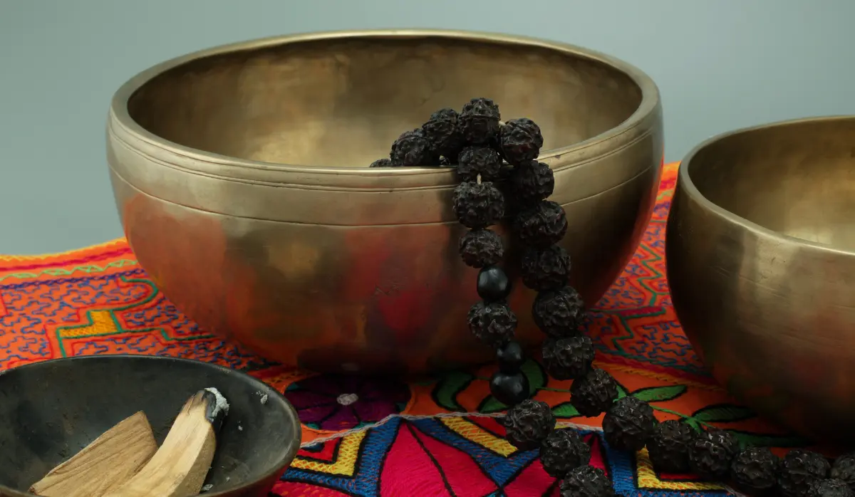 keeping clean rudraksha in a vessel